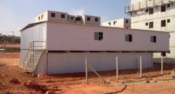 Canteiro modular com dois pavimentos